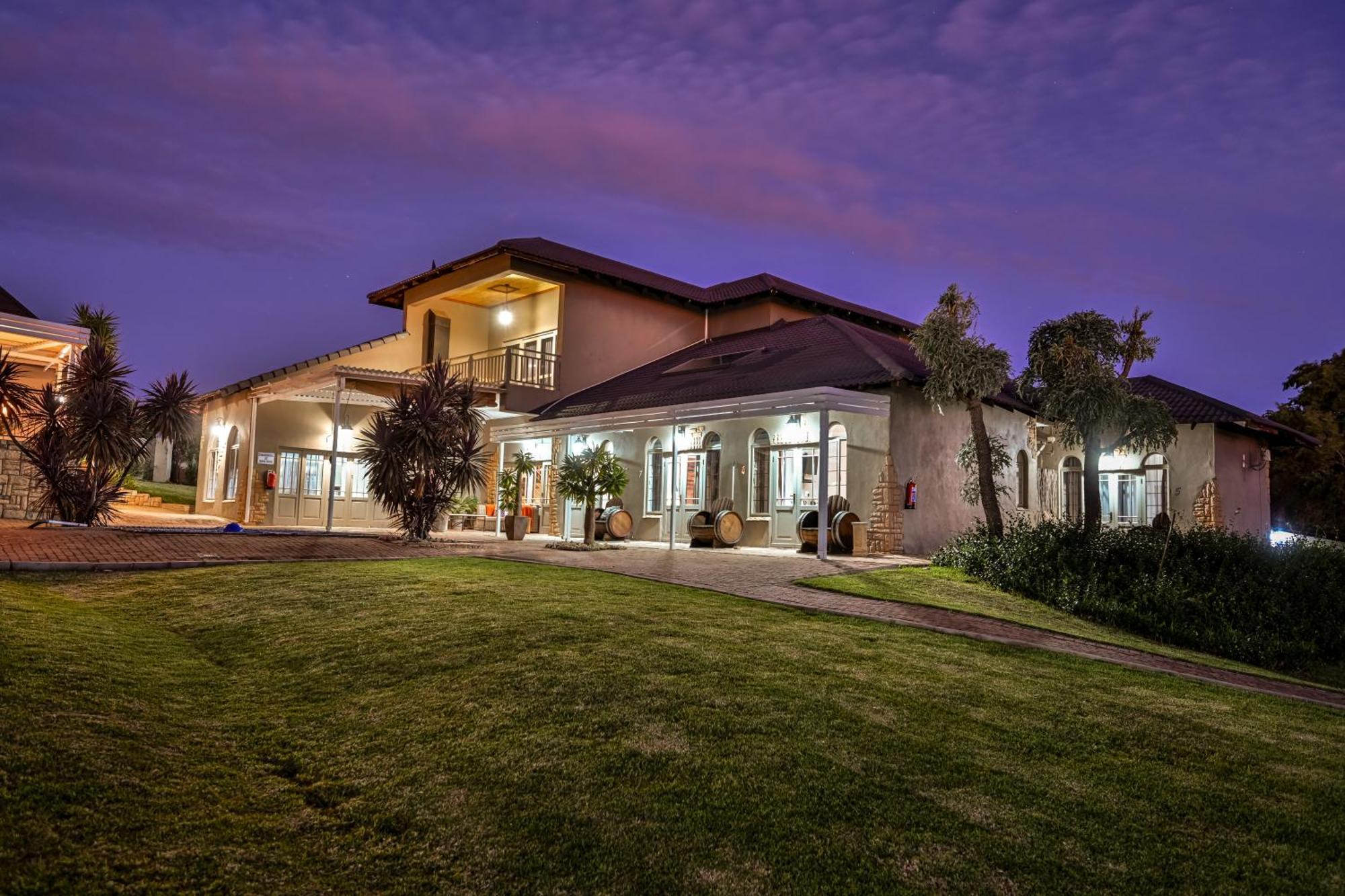 Blue Rain Guest House Блоемфонтейн Екстериор снимка